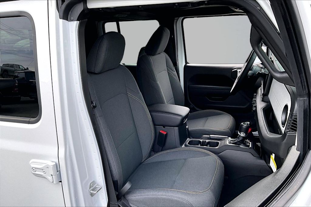Thumbnail: 2026 Jeep Gladiator - 21
