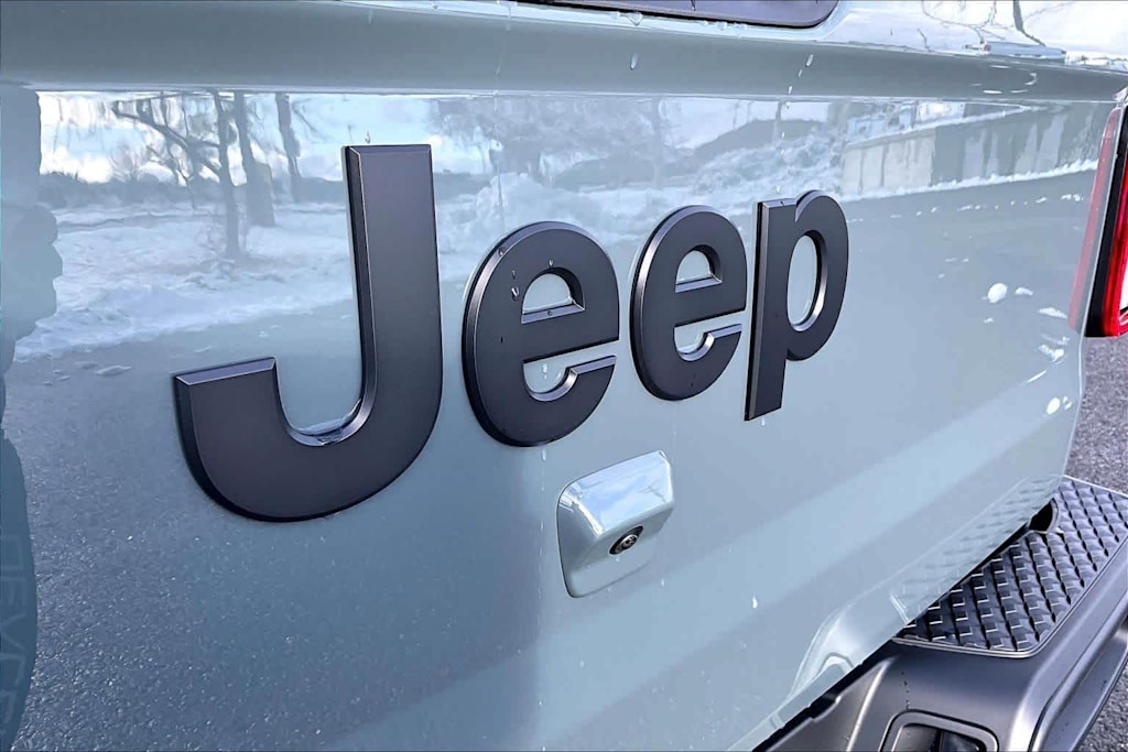 Thumbnail: 2026 Jeep Gladiator - 20