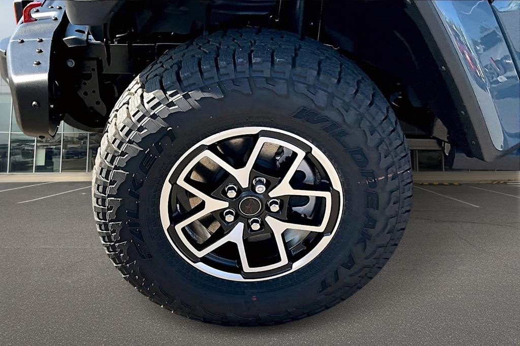 Thumbnail: 2025 Jeep Gladiator - 7