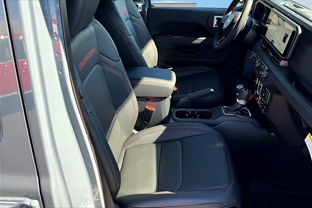 Thumbnail: 2025 Jeep Gladiator - 11