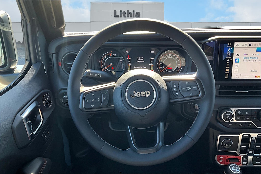 Thumbnail: 2025 Jeep Gladiator - 13