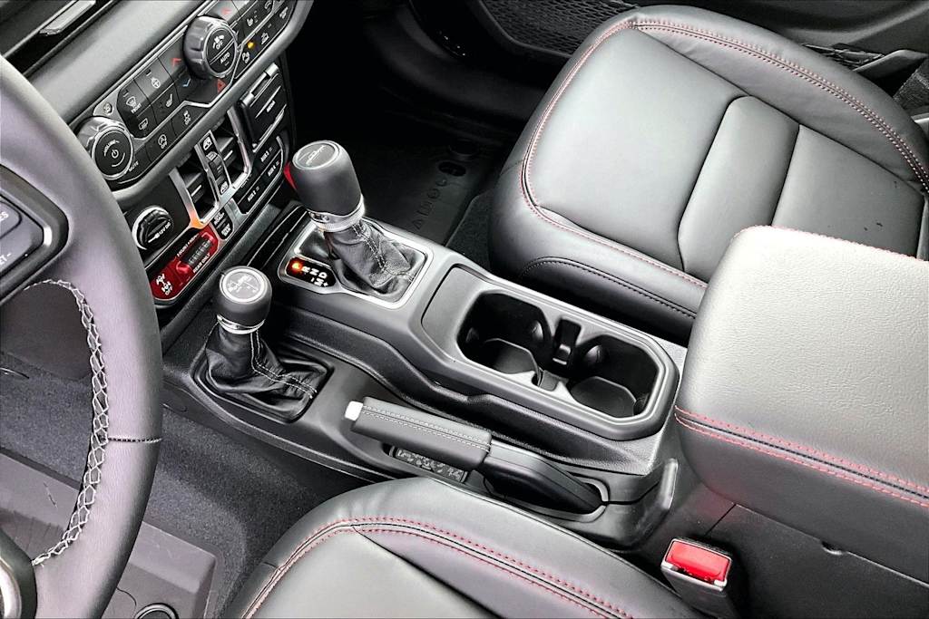 Thumbnail: 2026 Jeep Gladiator - 16