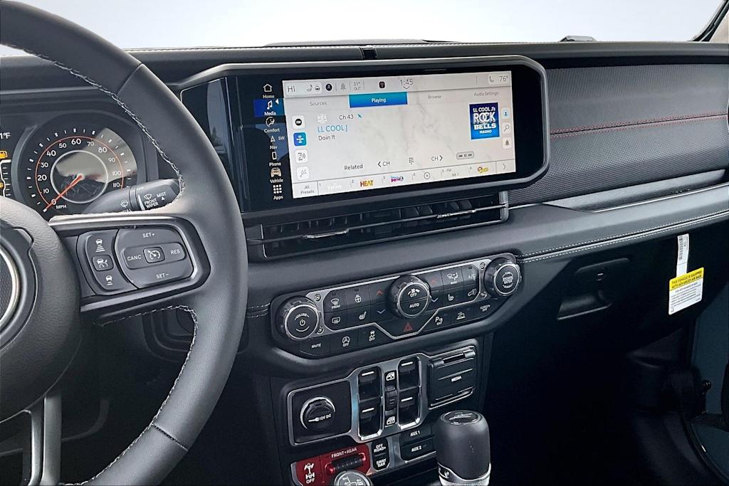 Thumbnail: 2026 Jeep Gladiator - 15