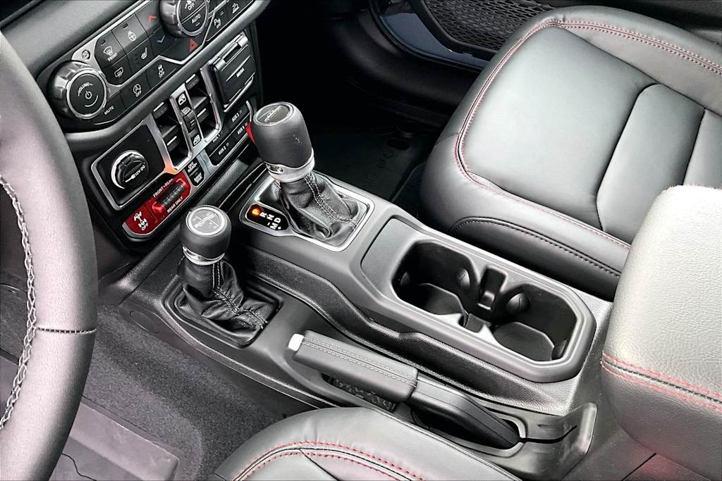 Thumbnail: 2026 Jeep Gladiator - 16