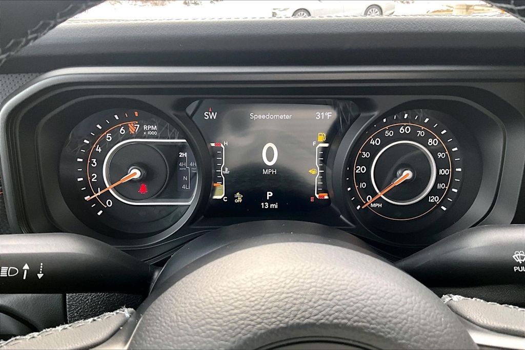 Thumbnail: 2026 Jeep Gladiator - 17