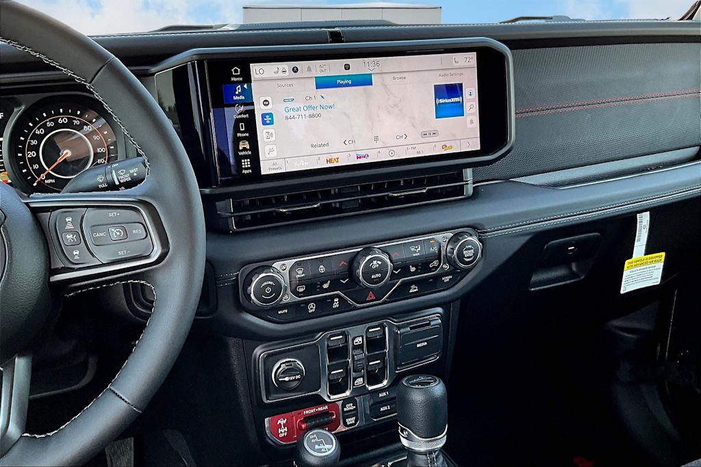 Thumbnail: 2025 Jeep Gladiator - 12