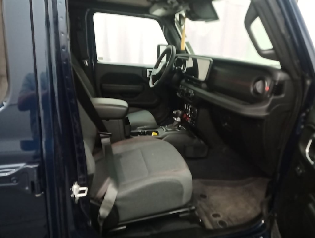 Thumbnail: 2025 Jeep Gladiator - 6