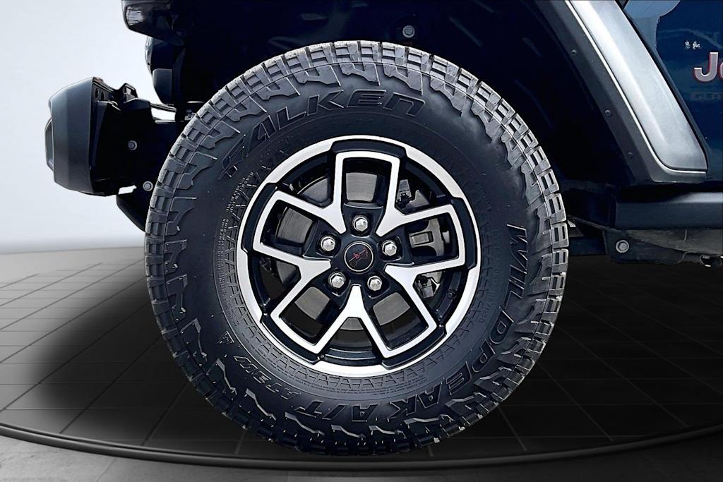 Thumbnail: 2025 Jeep Gladiator - 8