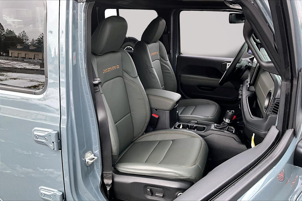 Thumbnail: 2026 Jeep Gladiator - 21