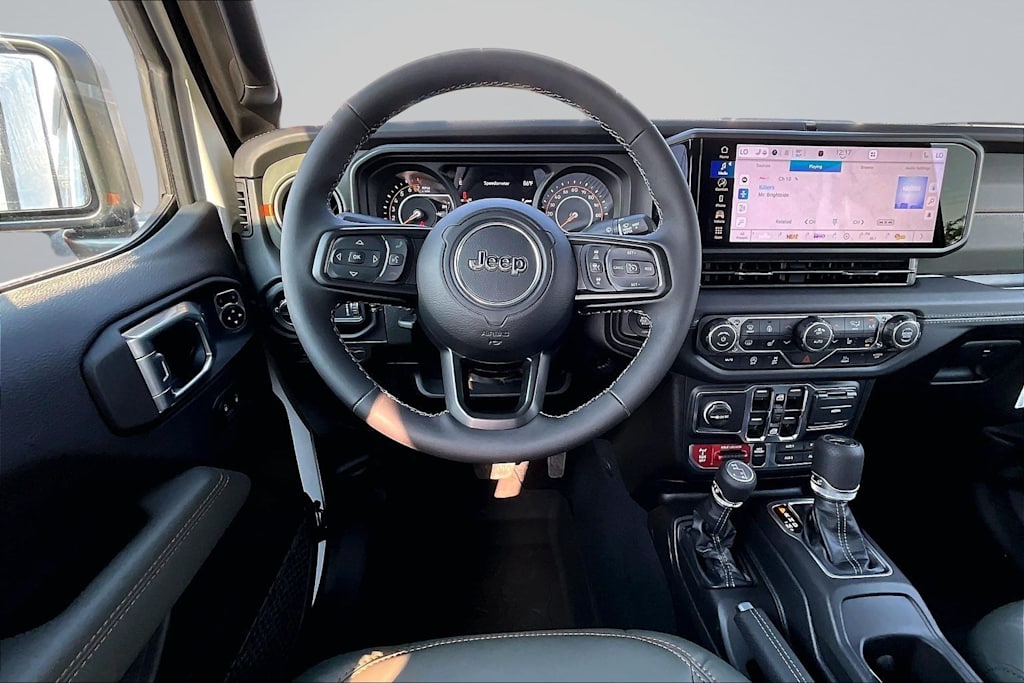 Thumbnail: 2026 Jeep Gladiator - 14