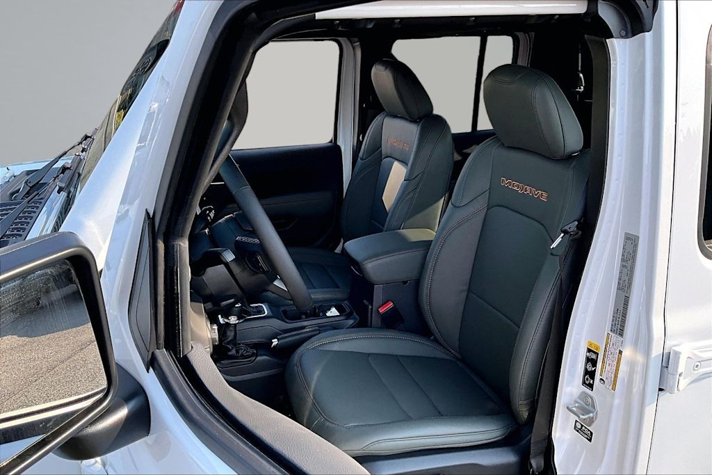 Thumbnail: 2026 Jeep Gladiator - 11