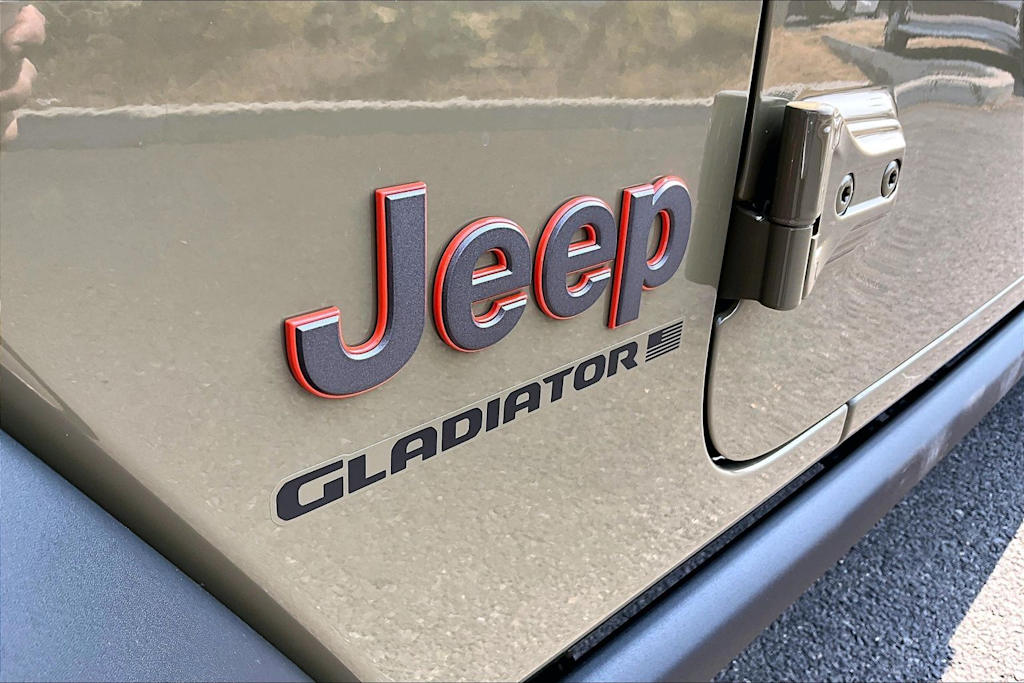 Thumbnail: 2026 Jeep Gladiator - 7