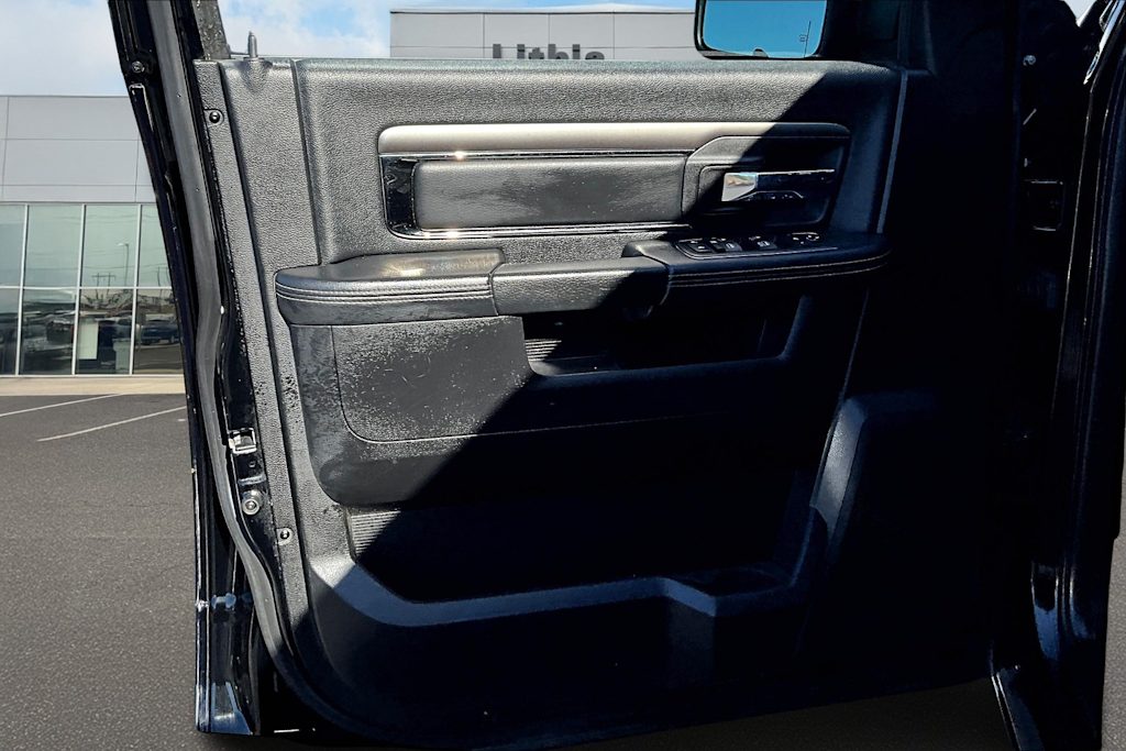 Thumbnail: 2014 RAM 1500 - 27