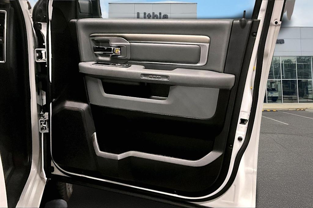 Thumbnail: 2020 RAM 1500 - 29