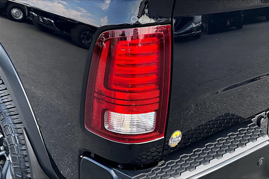 Thumbnail: 2022 RAM 1500 - 32