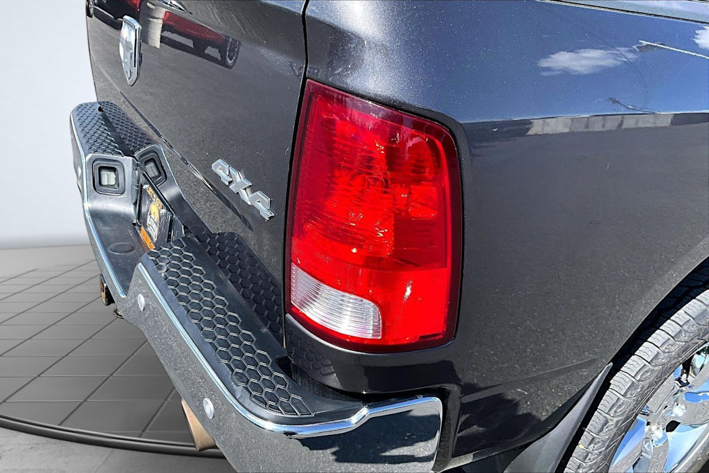 Thumbnail: 2019 RAM 1500 - 32