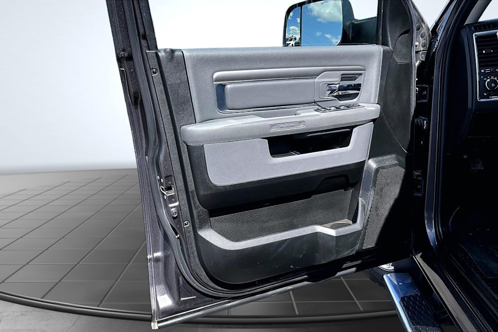Thumbnail: 2019 RAM 1500 - 28