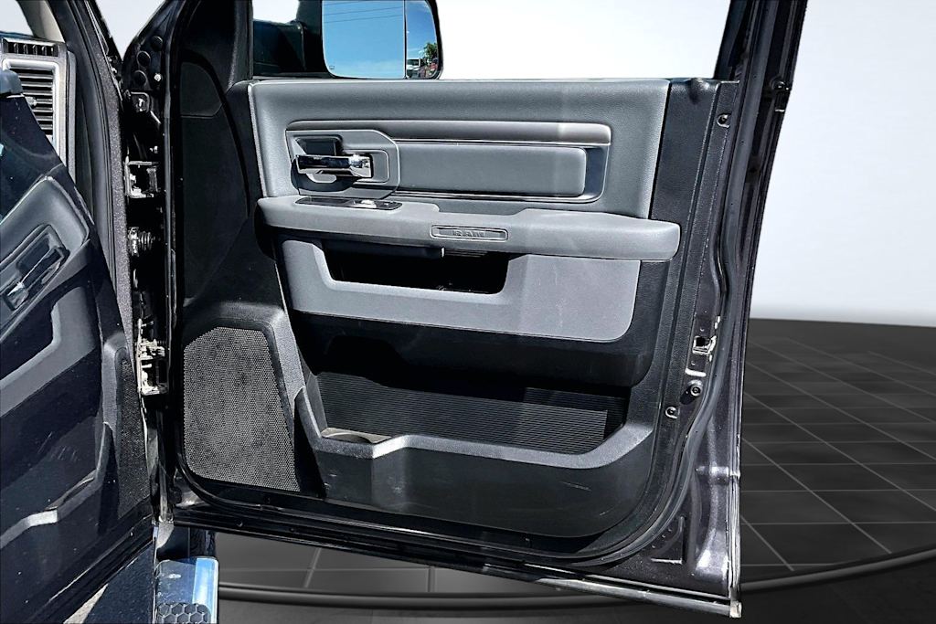 Thumbnail: 2019 RAM 1500 - 29