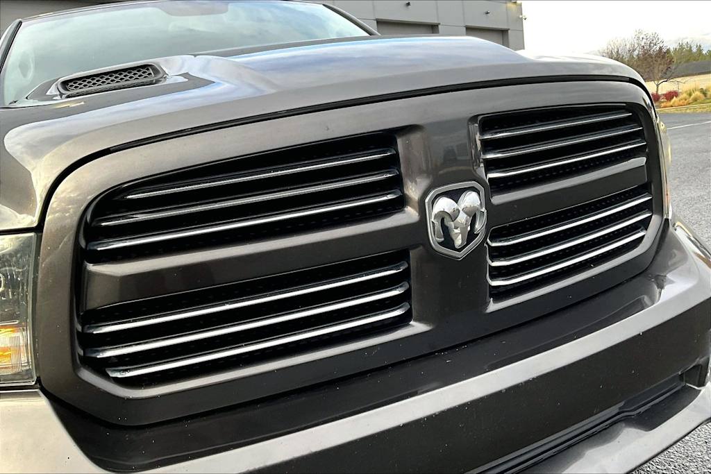 Thumbnail: 2016 RAM 1500 - 33