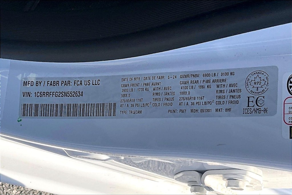 Thumbnail: 2025 RAM 1500 - 18