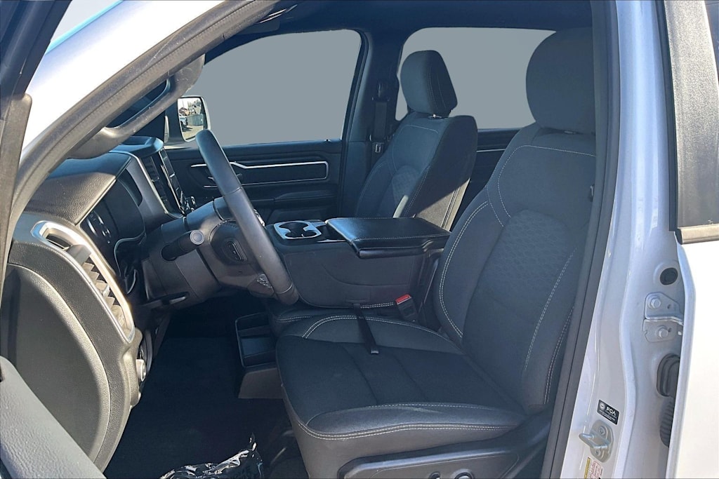 Thumbnail: 2025 RAM 1500 - 10