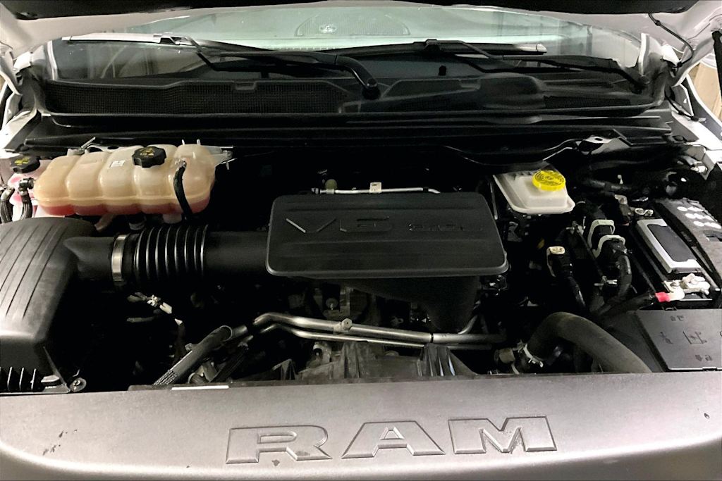 Thumbnail: 2025 RAM 1500 - 9