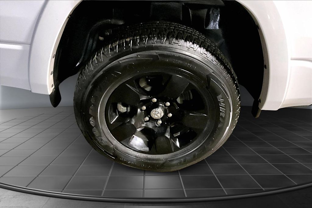 Thumbnail: 2025 RAM 1500 - 34