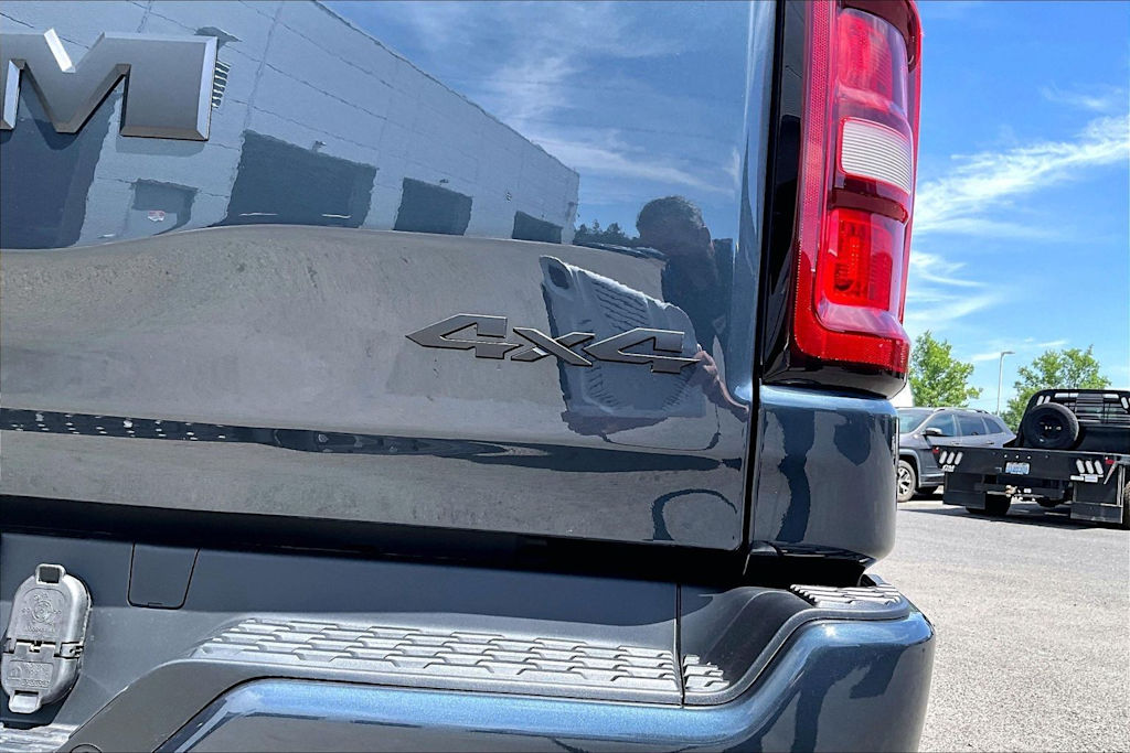 Thumbnail: 2026 RAM 1500 - 19