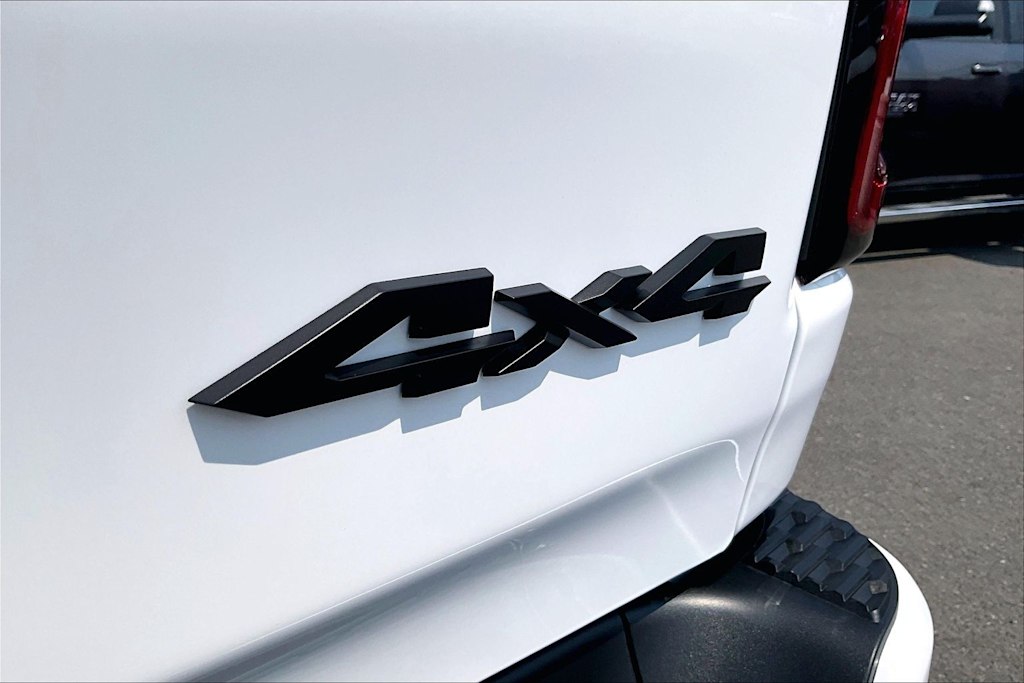 Thumbnail: 2026 RAM 1500 - 7