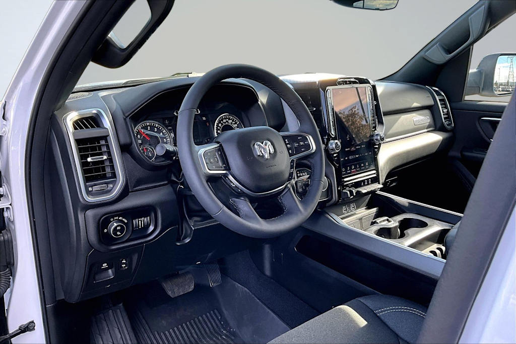 Thumbnail: 2025 RAM 1500 - 2
