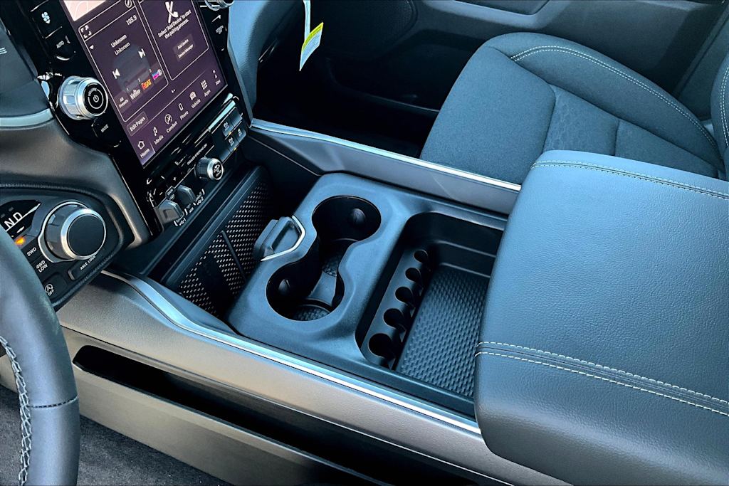 Thumbnail: 2026 RAM 1500 - 16