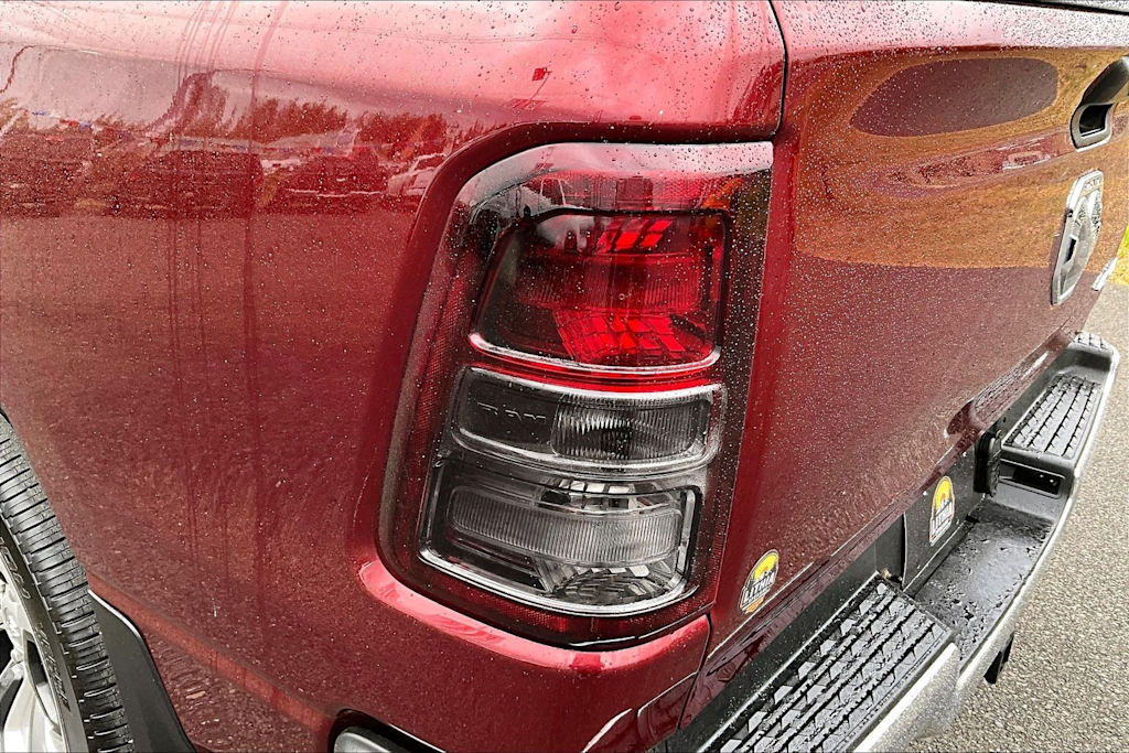 Thumbnail: 2019 RAM 1500 - 32
