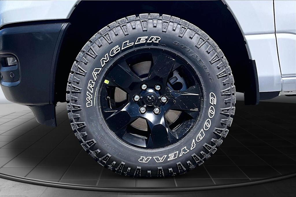 Thumbnail: 2026 RAM 1500 - 8