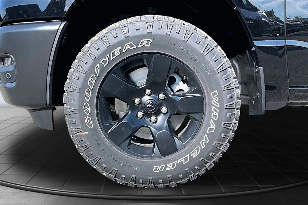 Thumbnail: 2026 RAM 1500 - 7