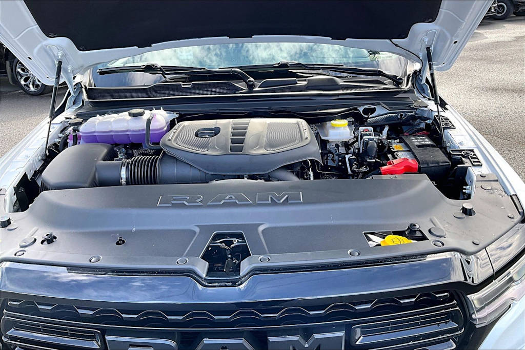 Thumbnail: 2026 RAM 1500 - 9