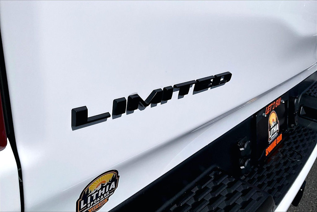 Thumbnail: 2026 RAM 1500 - 7
