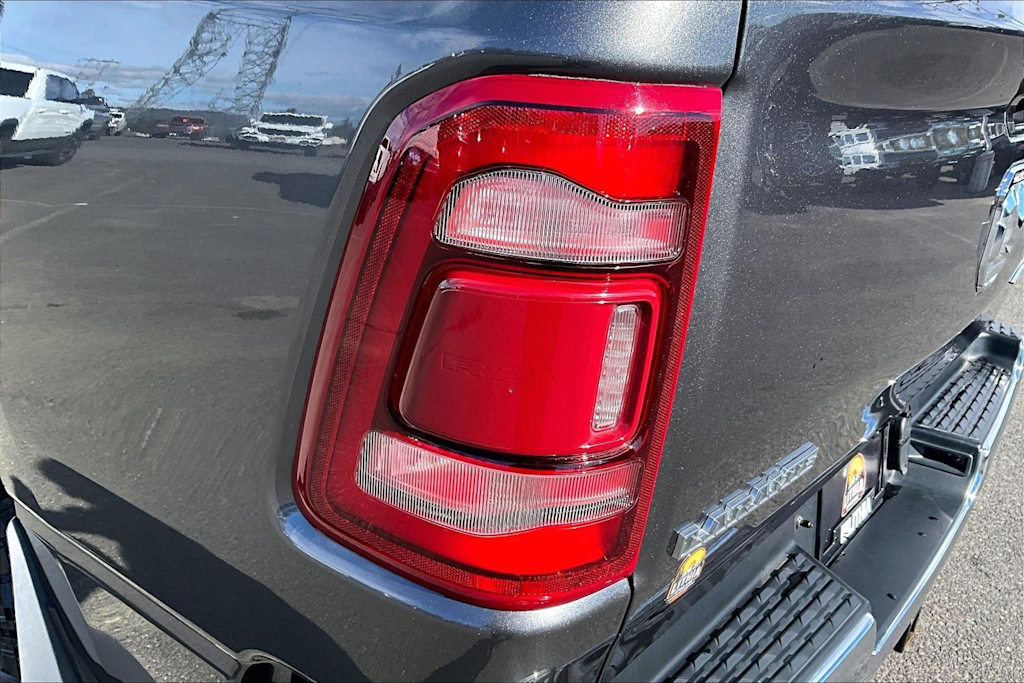 Thumbnail: 2024 RAM 1500 - 32