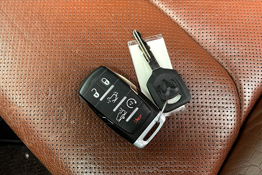 2022 RAM 1500 Longhorn 18