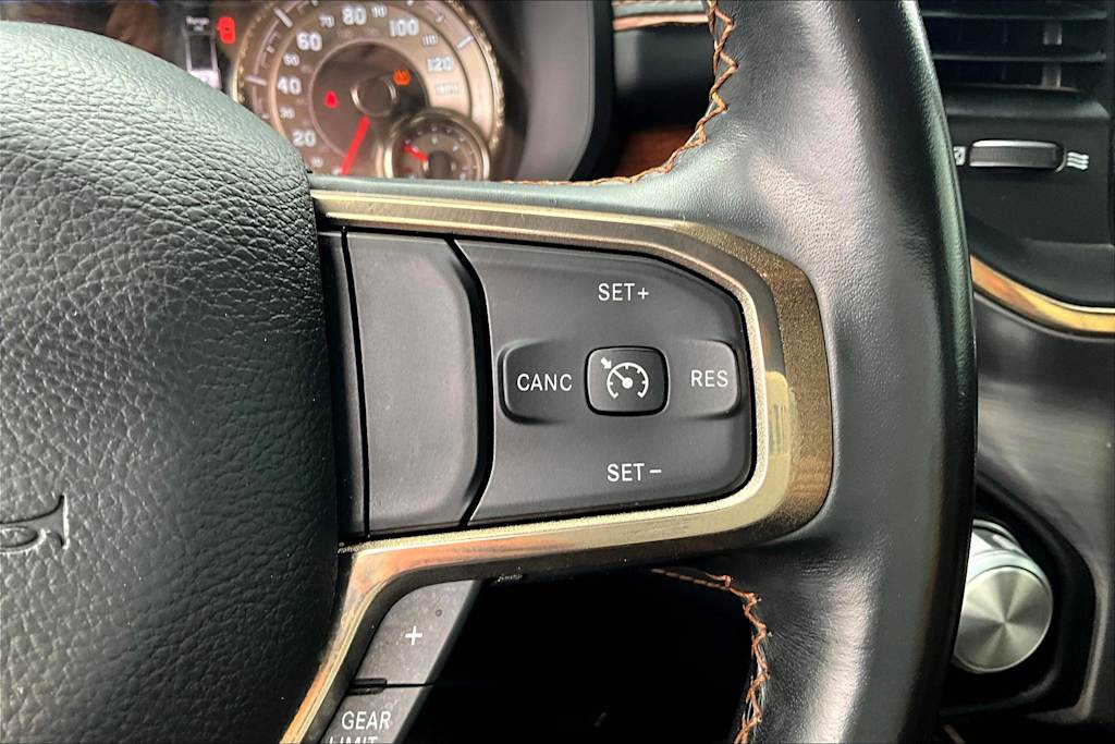 2022 RAM 1500 Longhorn 25