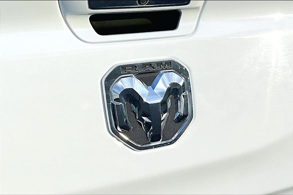 2022 RAM 1500 Longhorn 5