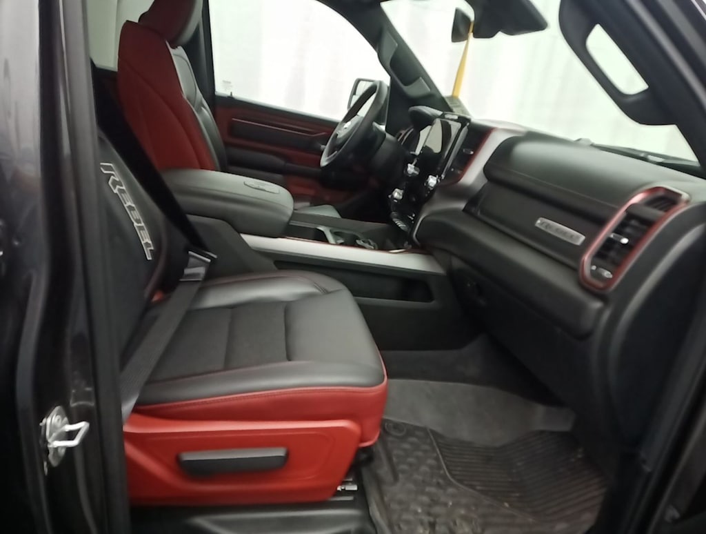 Thumbnail: 2026 RAM 1500 - 6