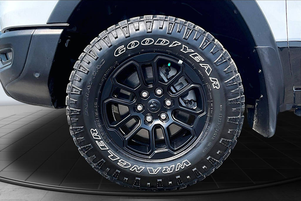 Thumbnail: 2025 RAM 1500 - 8