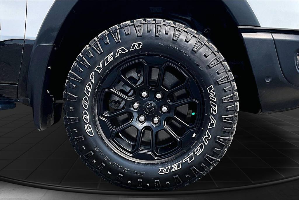 Thumbnail: 2025 RAM 1500 - 34