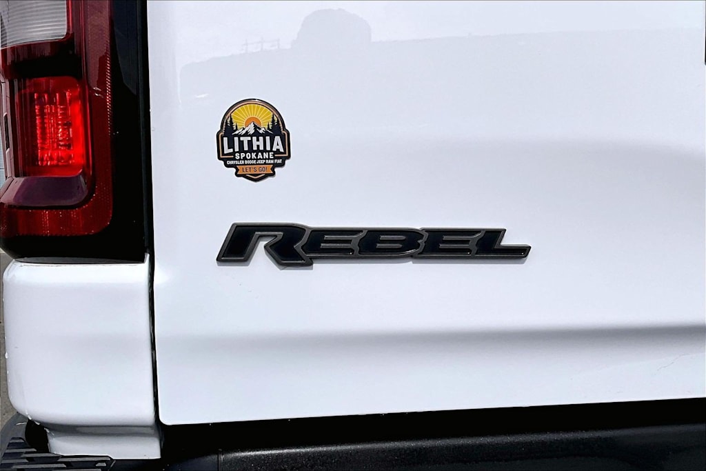 Thumbnail: 2026 RAM 1500 - 7