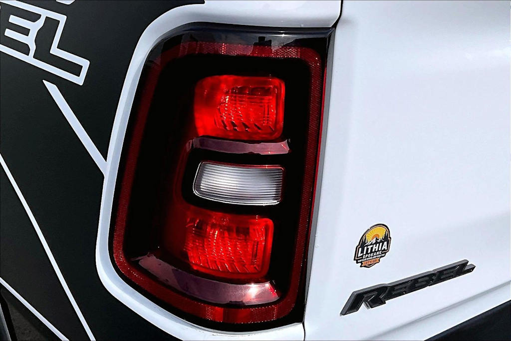Thumbnail: 2026 RAM 1500 - 32