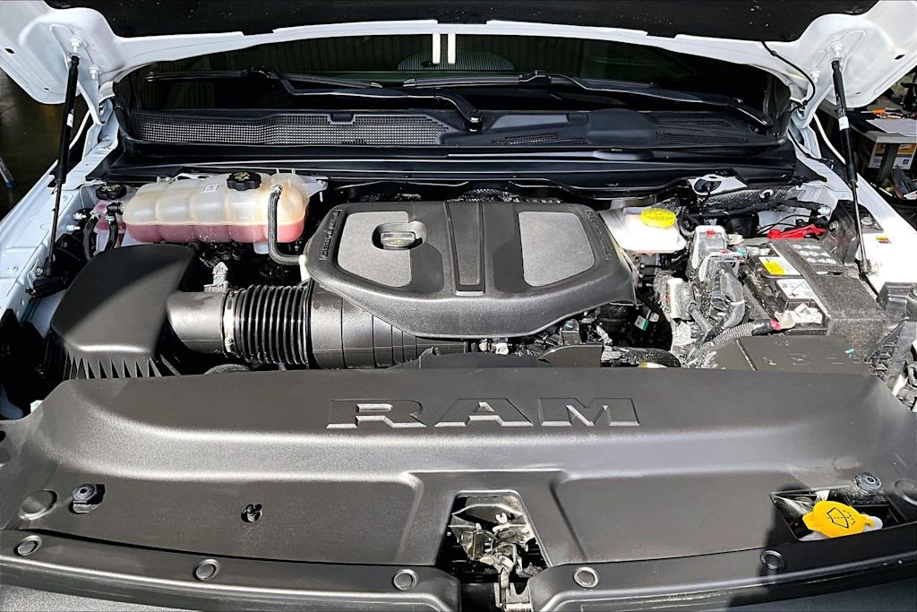 Thumbnail: 2026 RAM 1500 - 9