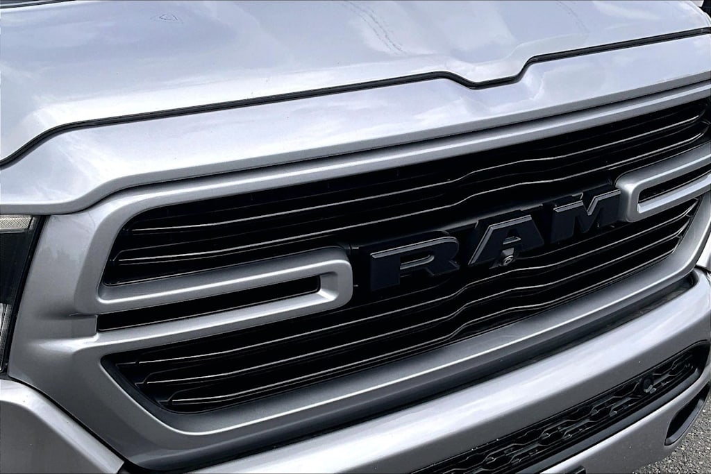 Thumbnail: 2019 RAM 1500 - 33