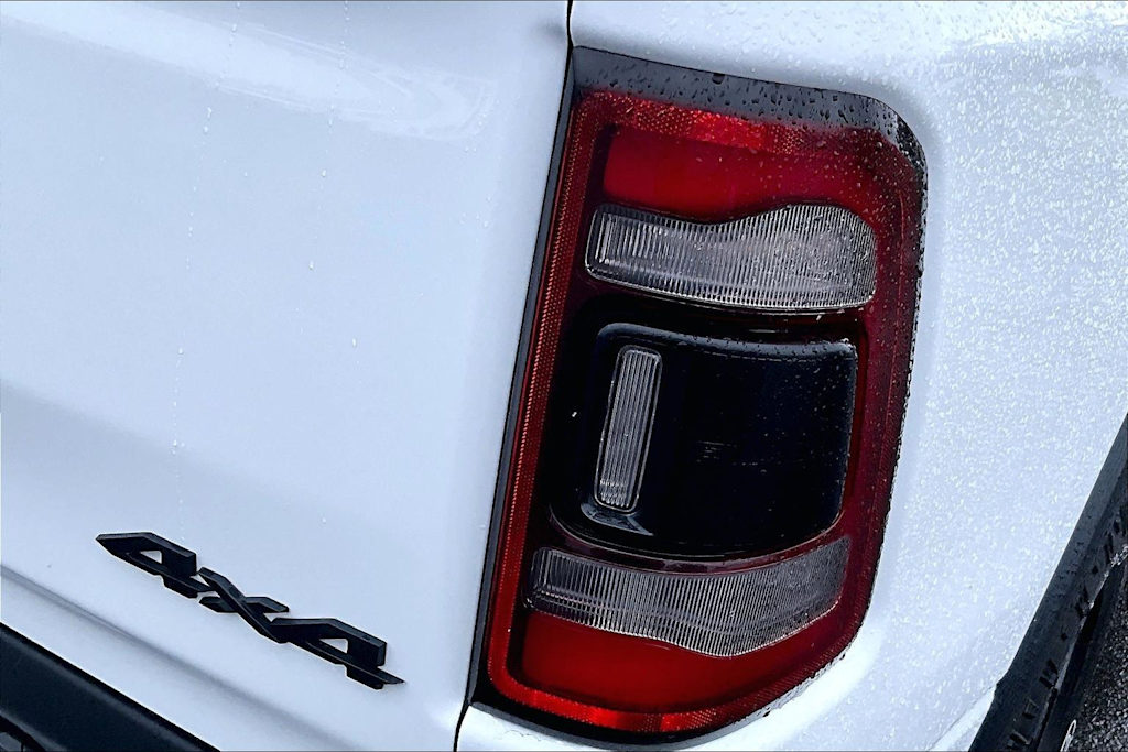 Thumbnail: 2024 RAM 1500 - 32