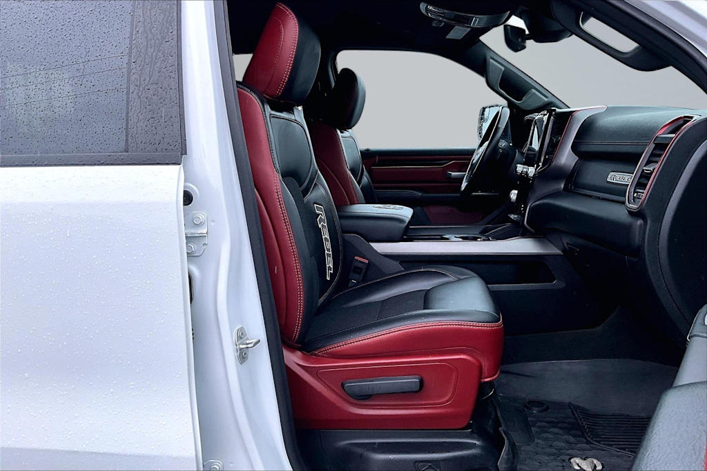 Thumbnail: 2024 RAM 1500 - 10