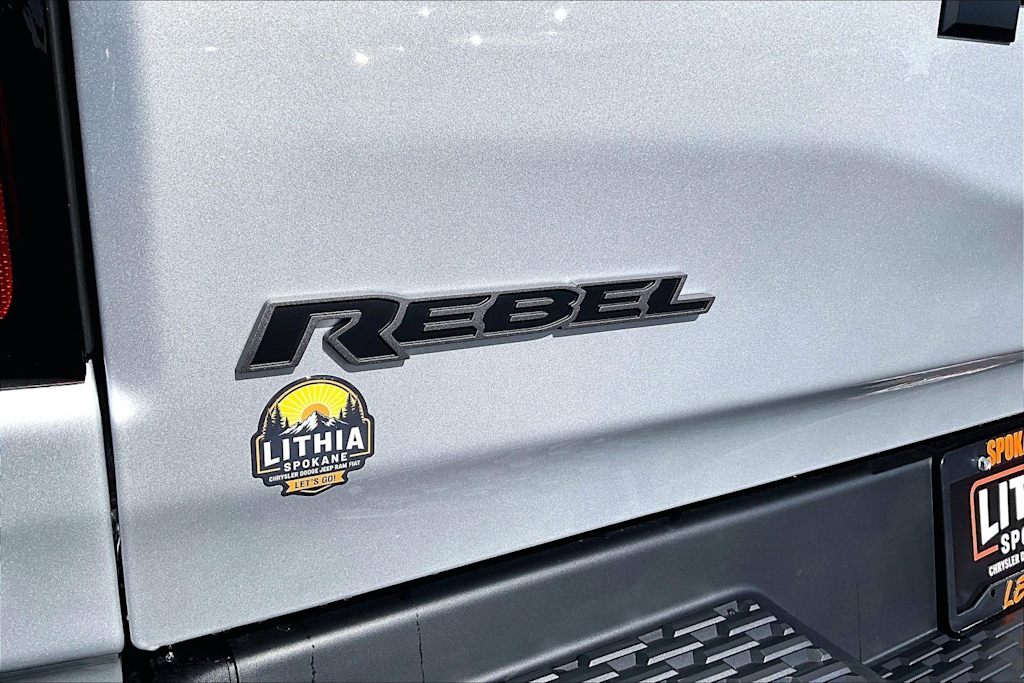 Thumbnail: 2026 RAM 1500 - 7
